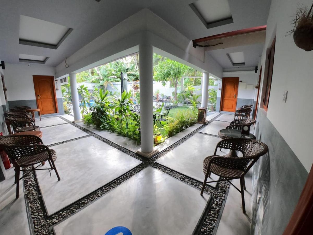 Tiger Shark Residence & Dive Fuvahmulah Екстериор снимка